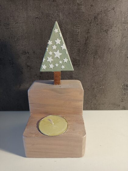 Bougeoir de Noël en bois avec sapin étoilé
