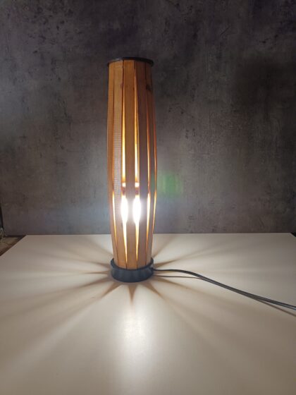 Lampe obus en bois, pièce artisanale